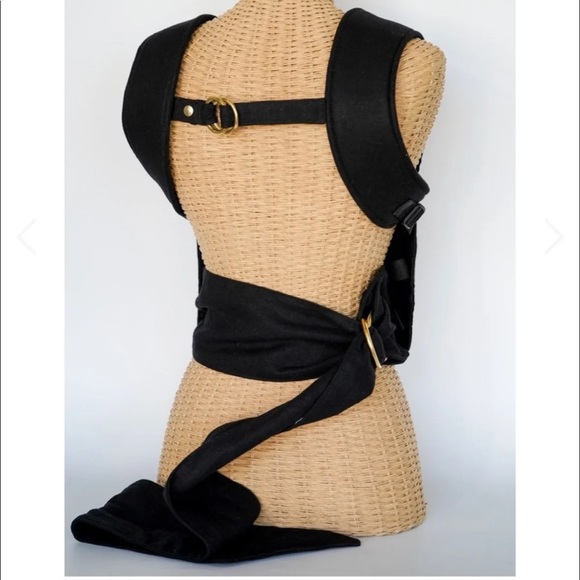 sakura bloom Handbags - Sakura Bloom Scout in Onyx